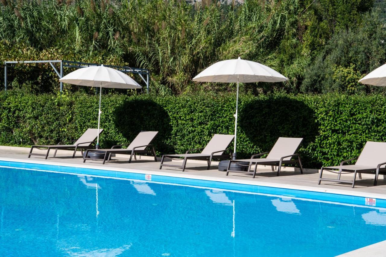 Sunny Garden Hotel Nydri  Ngoại thất bức ảnh